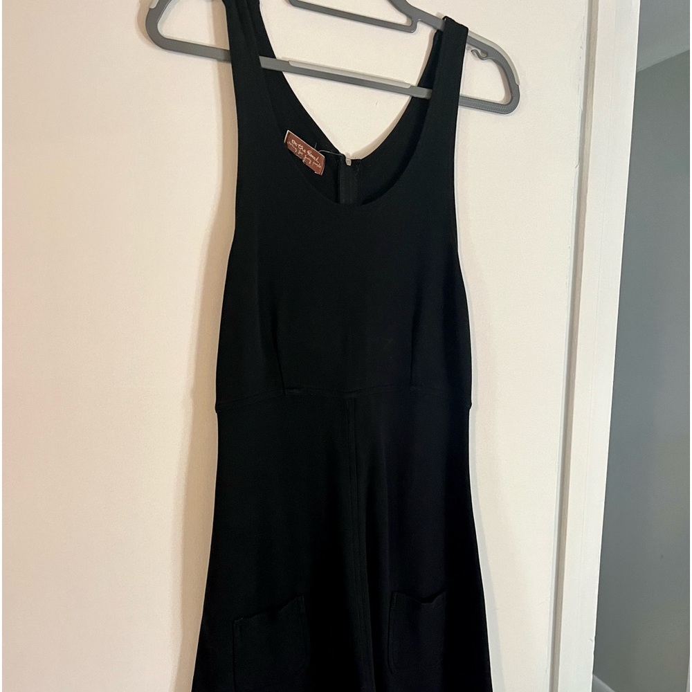 Zip Back Jumper Dress. Fitted / stretchy / sexy.